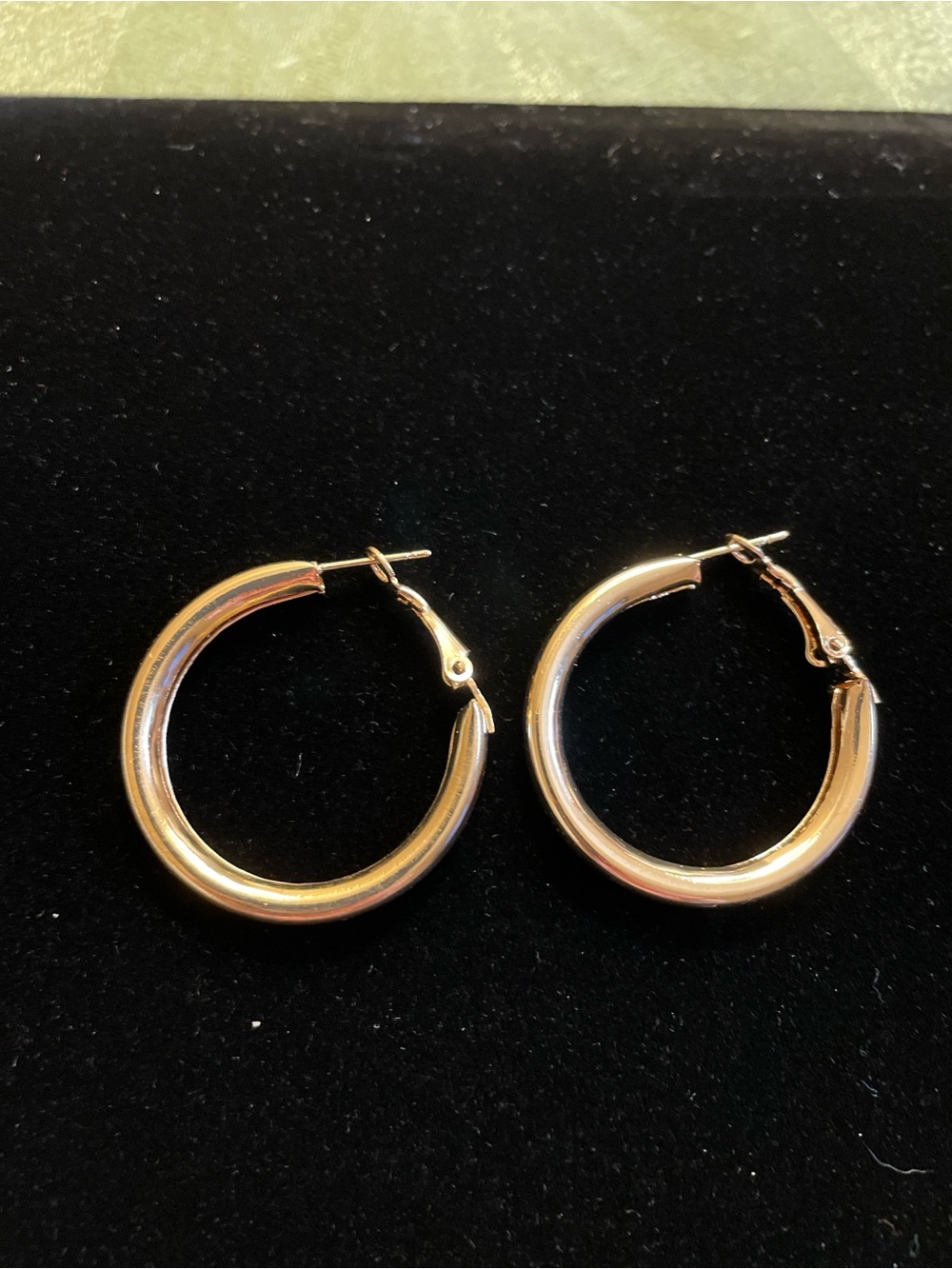 NWOT Gold Hoop Earrings.